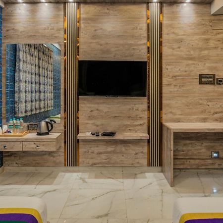 Treebo Orion Sapphire, Beck Bagan Hotel Calcutta Exterior foto