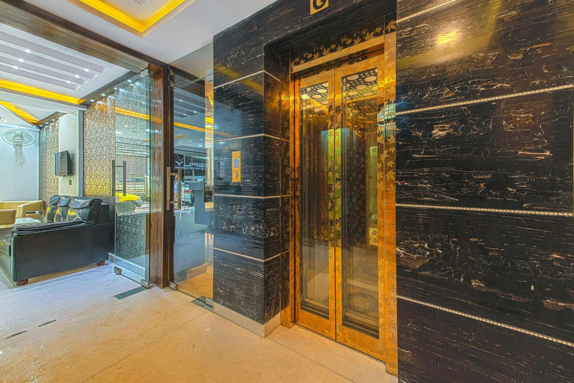 Treebo Orion Sapphire, Beck Bagan Hotel Calcutta Exterior foto