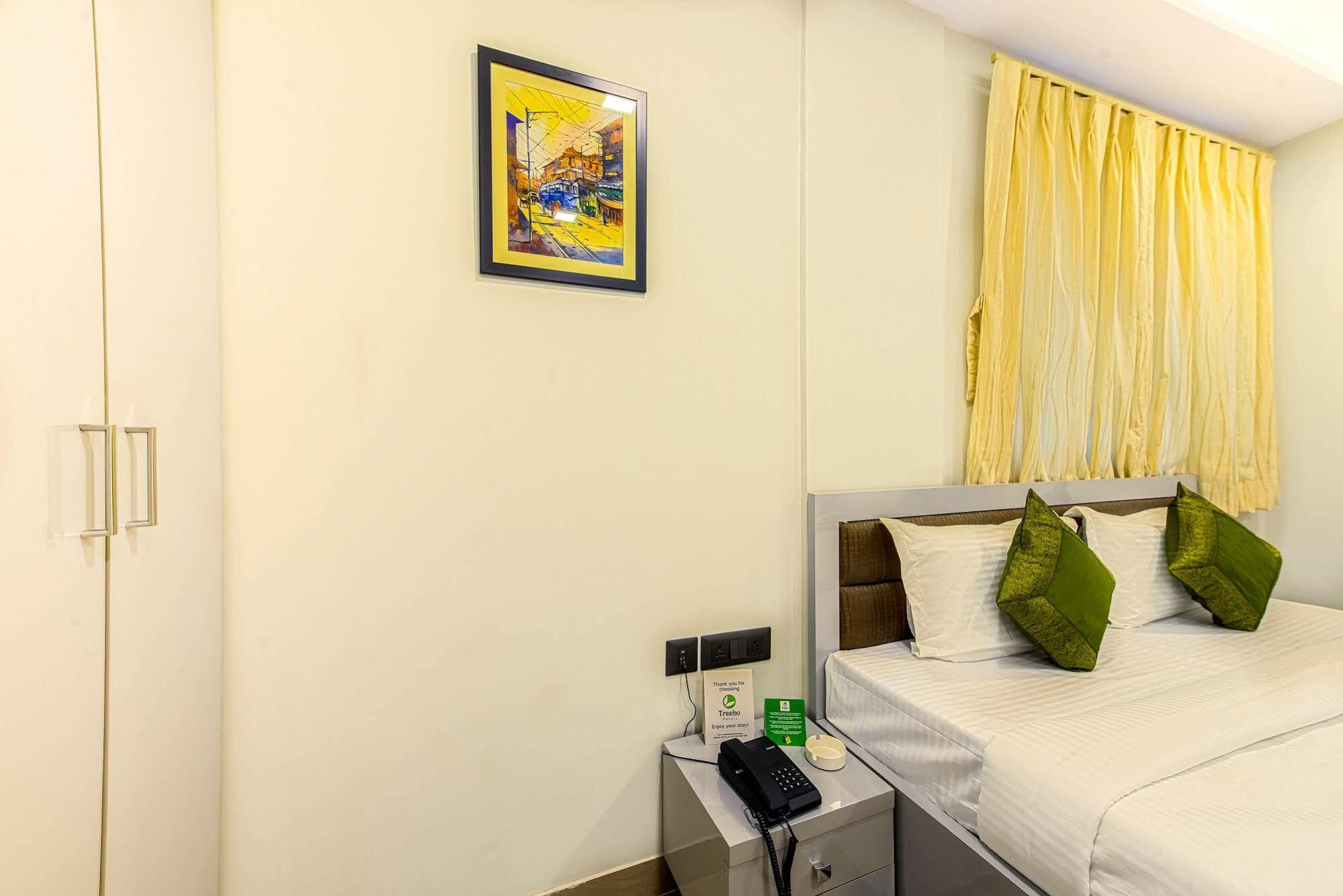 Treebo Orion Sapphire, Beck Bagan Hotel Calcutta Exterior foto