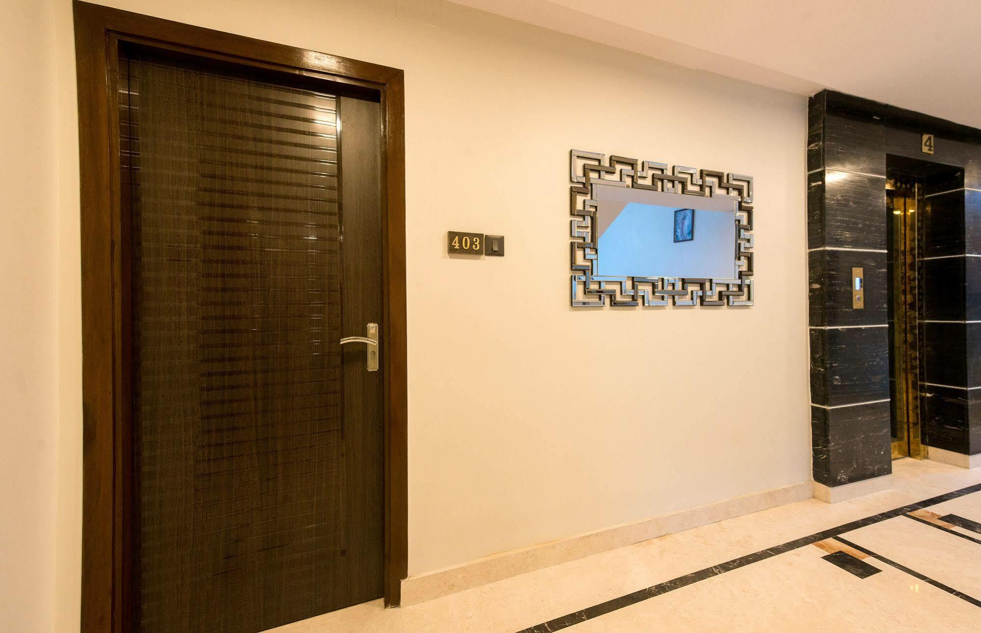 Treebo Orion Sapphire, Beck Bagan Hotel Calcutta Exterior foto