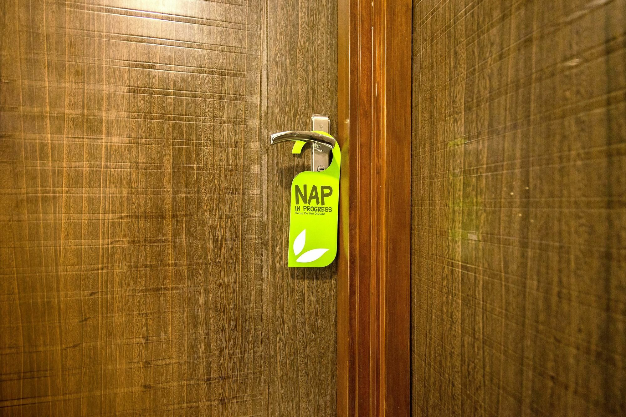 Treebo Orion Sapphire, Beck Bagan Hotel Calcutta Exterior foto